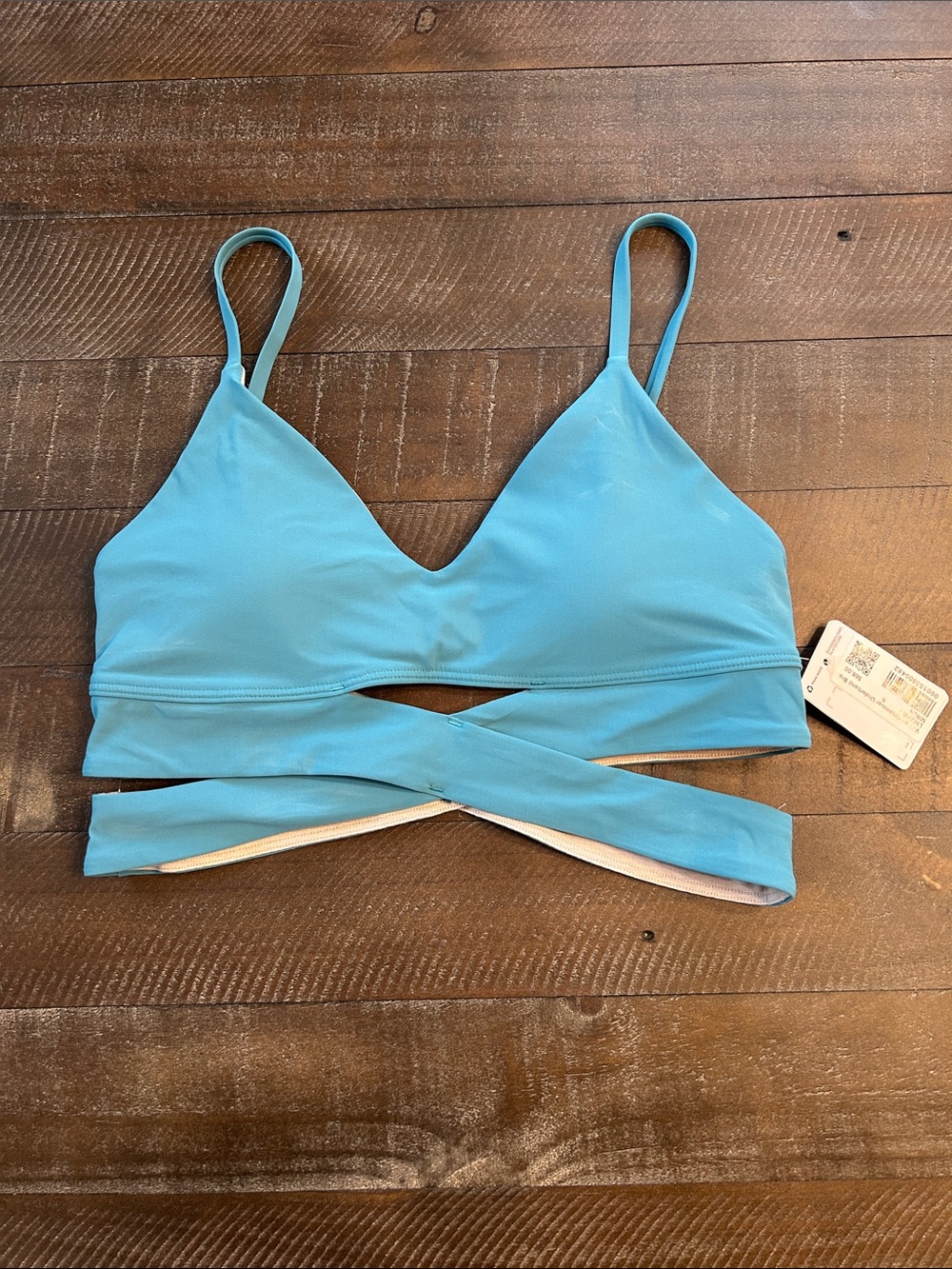 lululemon athletica Aqua V-Neck Crossover Underband Bra